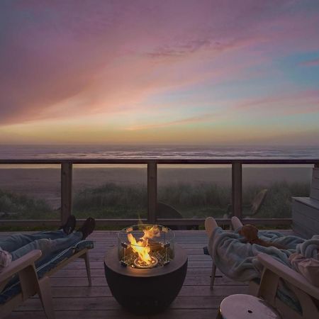 Steps From The Beach! Hottub, $1M Ocean View, Deck Waldport Exterior photo