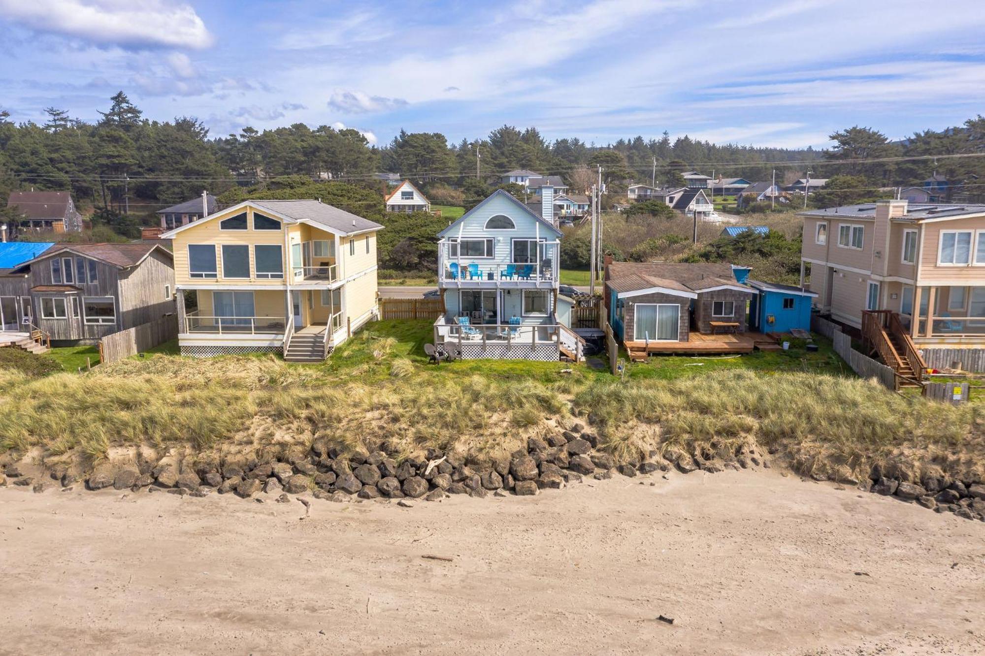 Steps From The Beach! Hottub, $1M Ocean View, Deck Waldport Exterior photo